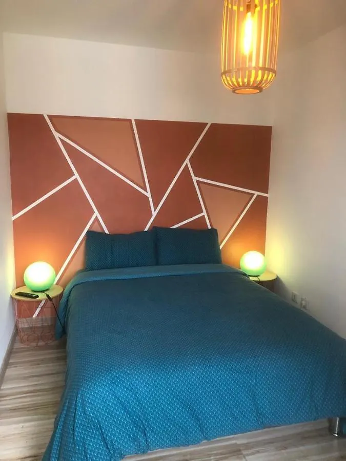 Appartement Perros-Guirec Petite Terasse Vue Mer.