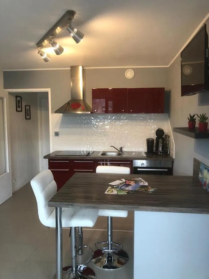 Appartement Perros-Guirec Petite Terasse Vue Mer. Apartment